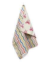 Load image into Gallery viewer, RIBBON BLOOM MICROFIBER - HAND TOWEL