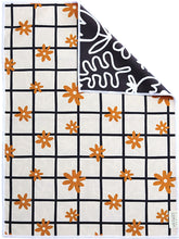 Load image into Gallery viewer, DAISY MICROFIBER - HAND TOWEL