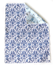 Load image into Gallery viewer, BLUE WILLOW MICROFIBER - HAND TOWEL