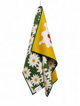 Load image into Gallery viewer, ALL ABOUT FLOWERS MICROFIBER - HAND TOWEL